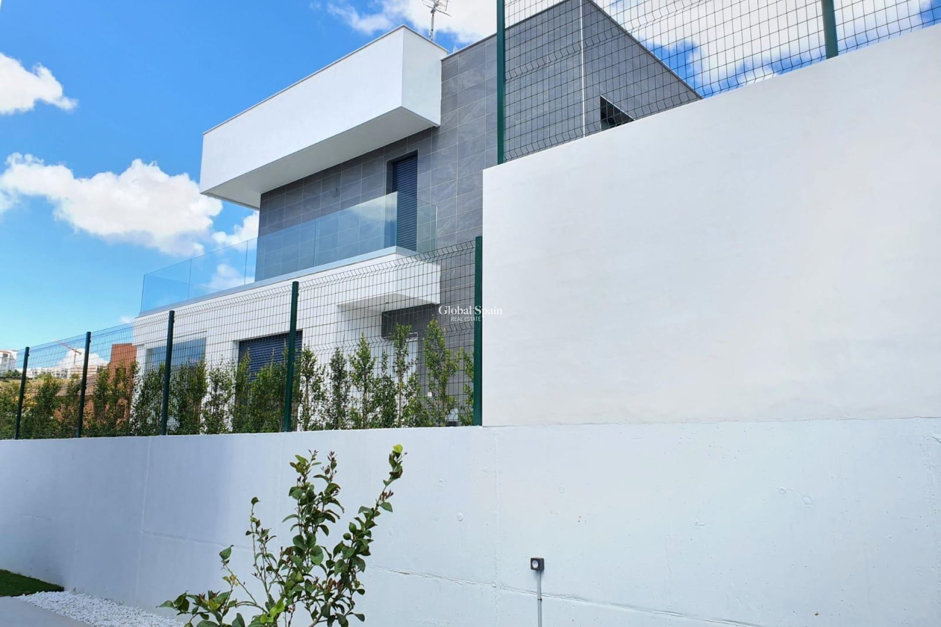 Neubau - VILLA -
MANILVA - La Duquesa