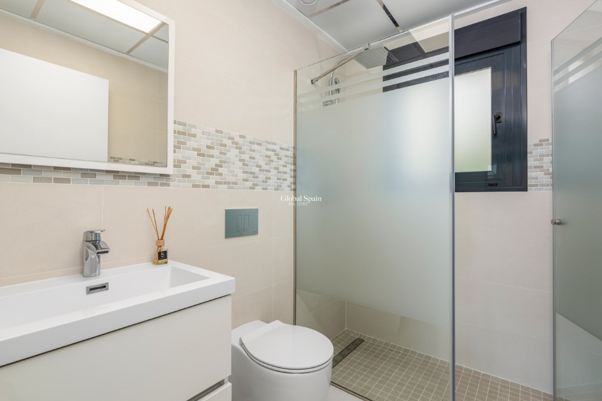 Neubau - Villa -
Mar Menor - Playa Honda