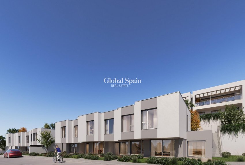 Neubau - VILLA -
MARBELLA - Las Chapas - Alicate Playa