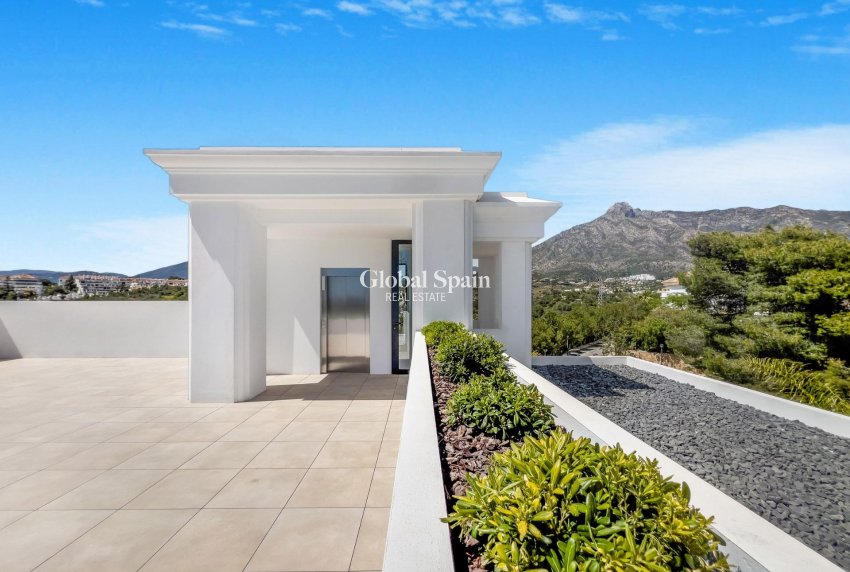 Neubau - VILLA -
MARBELLA - Lomas De Marbella Club