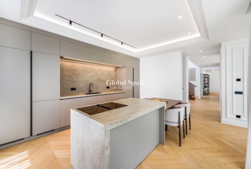 Neubau - VILLA -
MARBELLA - Lomas De Marbella Club