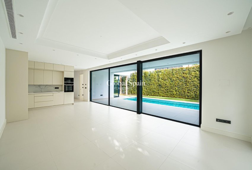 Neubau - Villa -
MARBELLA - The Golden Mile