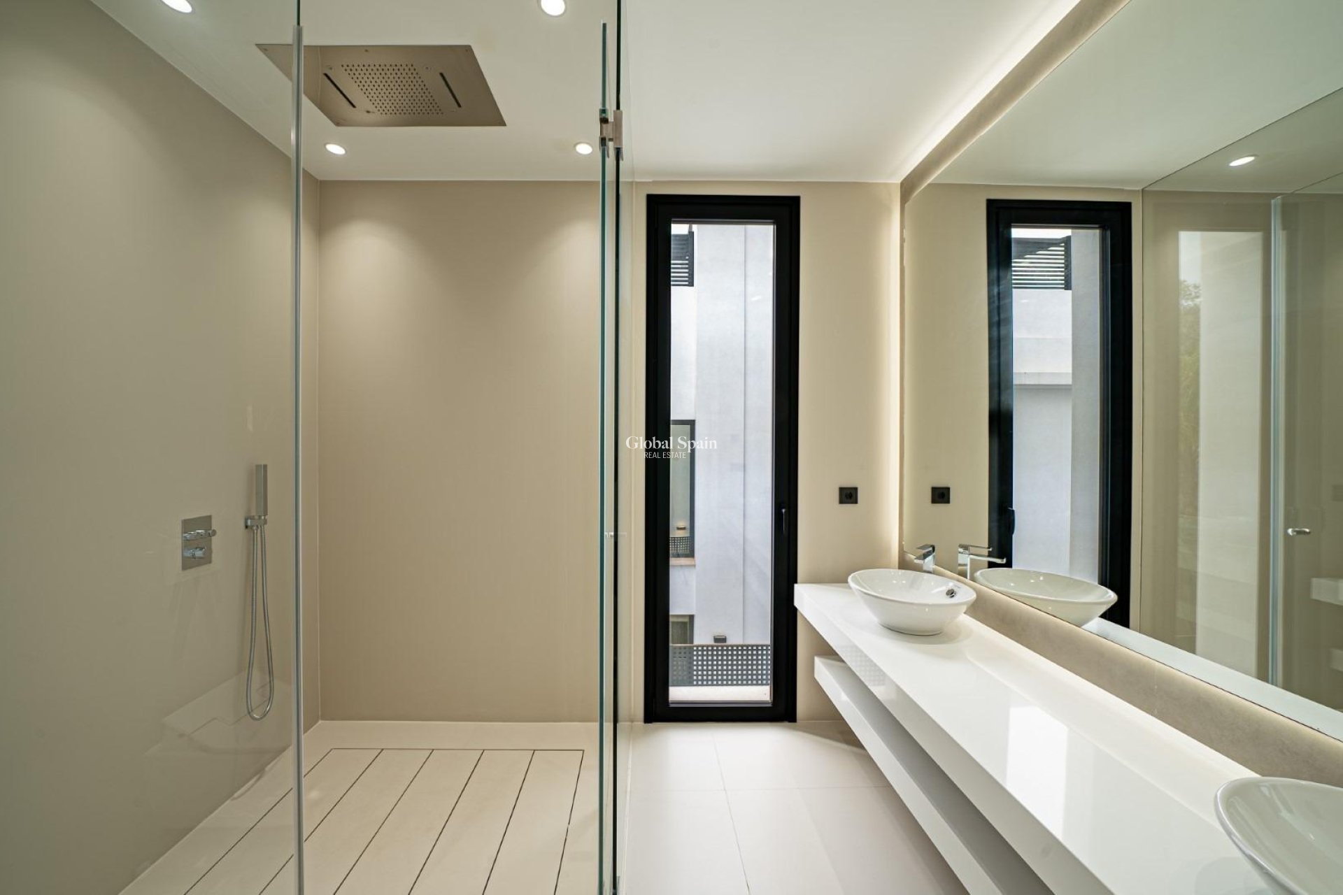 Neubau - Villa -
MARBELLA - The Golden Mile