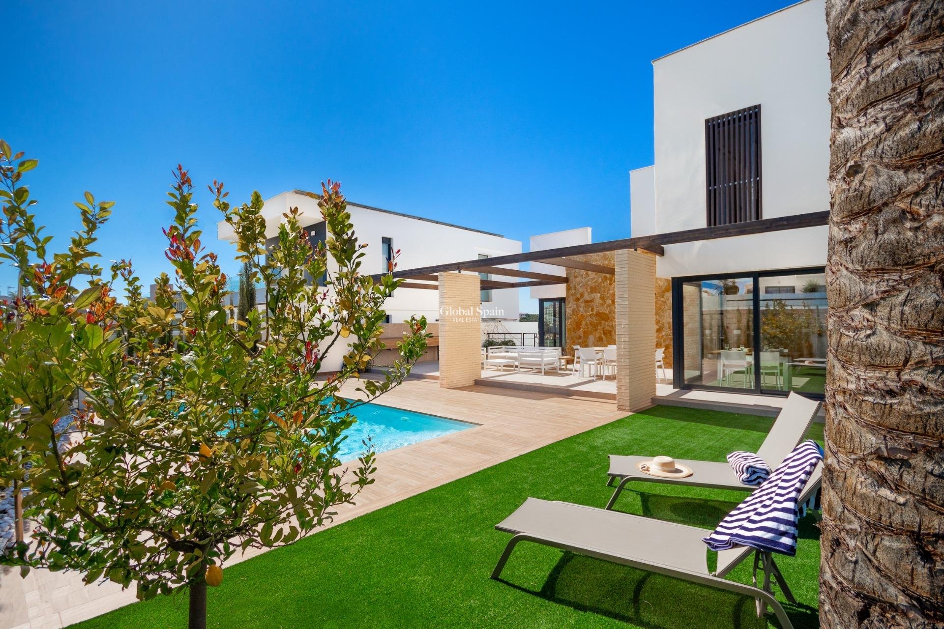 Neubau - VILLA -
ORIHUELA COSTA - CAMPOAMOR