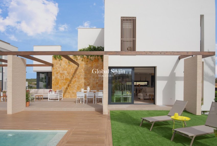 Neubau - VILLA -
ORIHUELA COSTA - CAMPOAMOR