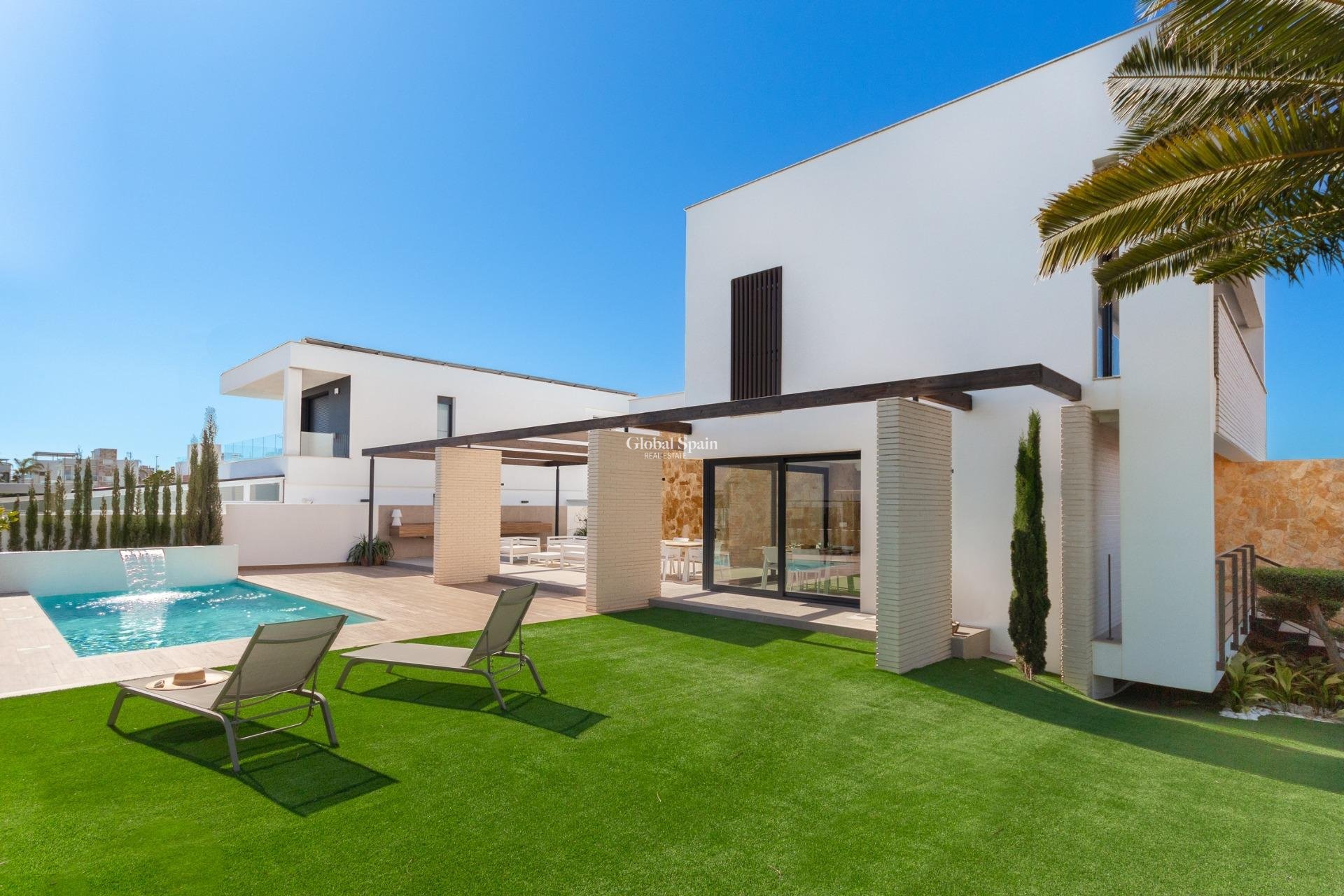 Neubau - Villa -
ORIHUELA COSTA - CAMPOAMOR