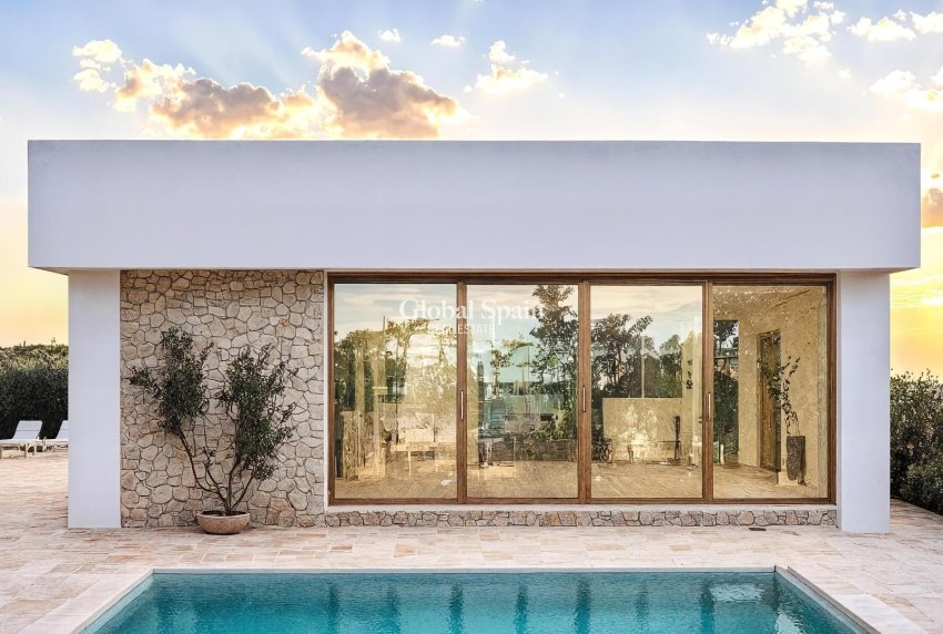 Neubau - VILLA -
ORIHUELA COSTA - Las Filipinas