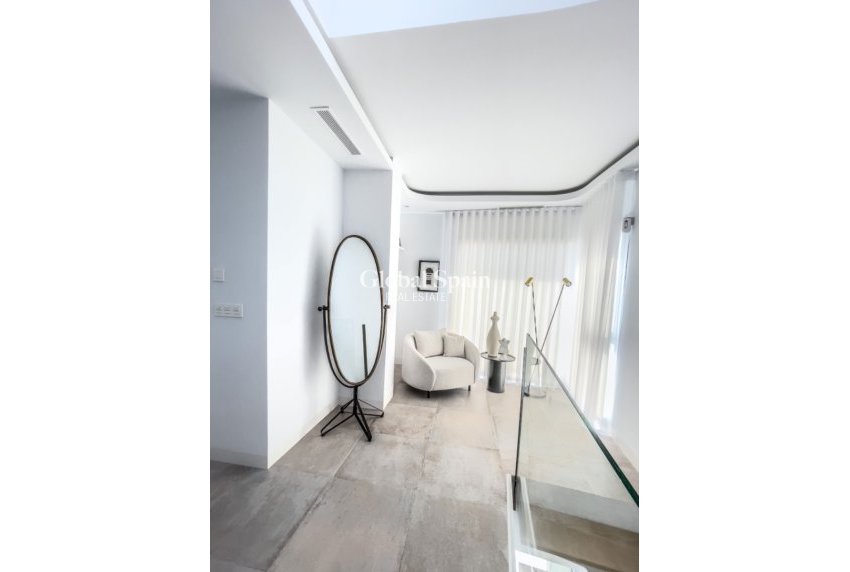 Neubau - VILLA -
ORIHUELA COSTA - Orihuela Costa