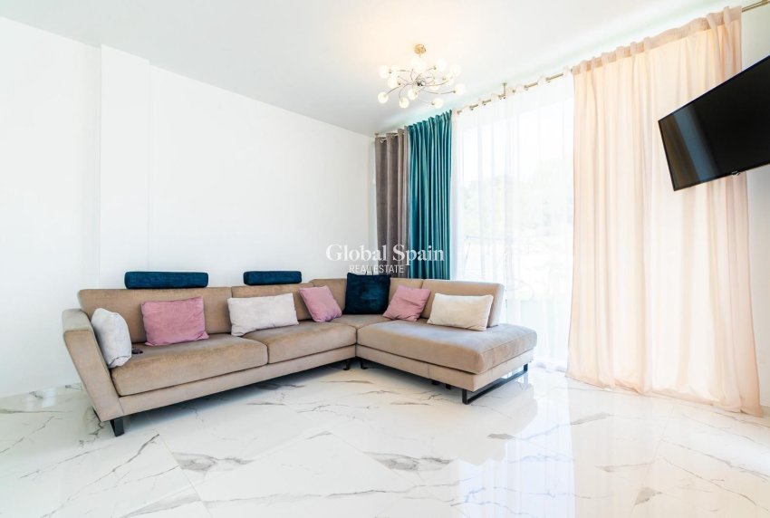 Neubau - Villa -
ORIHUELA COSTA - Pau 26