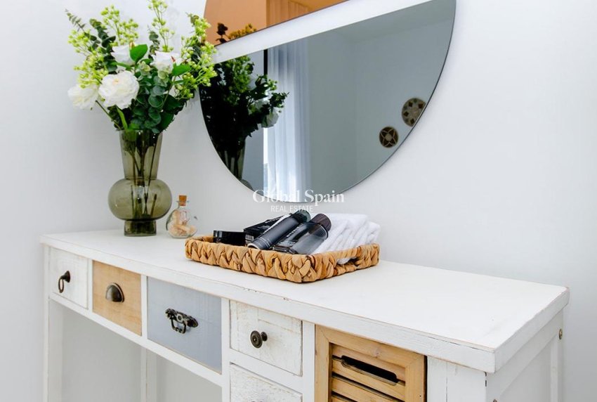 Neubau - VILLA -
ORIHUELA - Vistabella Golf