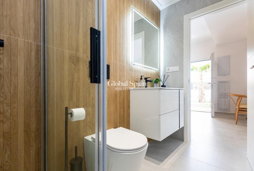 Neubau - VILLA -
ORIHUELA - Vistabella Golf