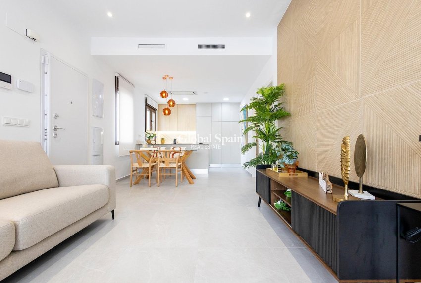 Neubau - VILLA -
ORIHUELA - Vistabella Golf