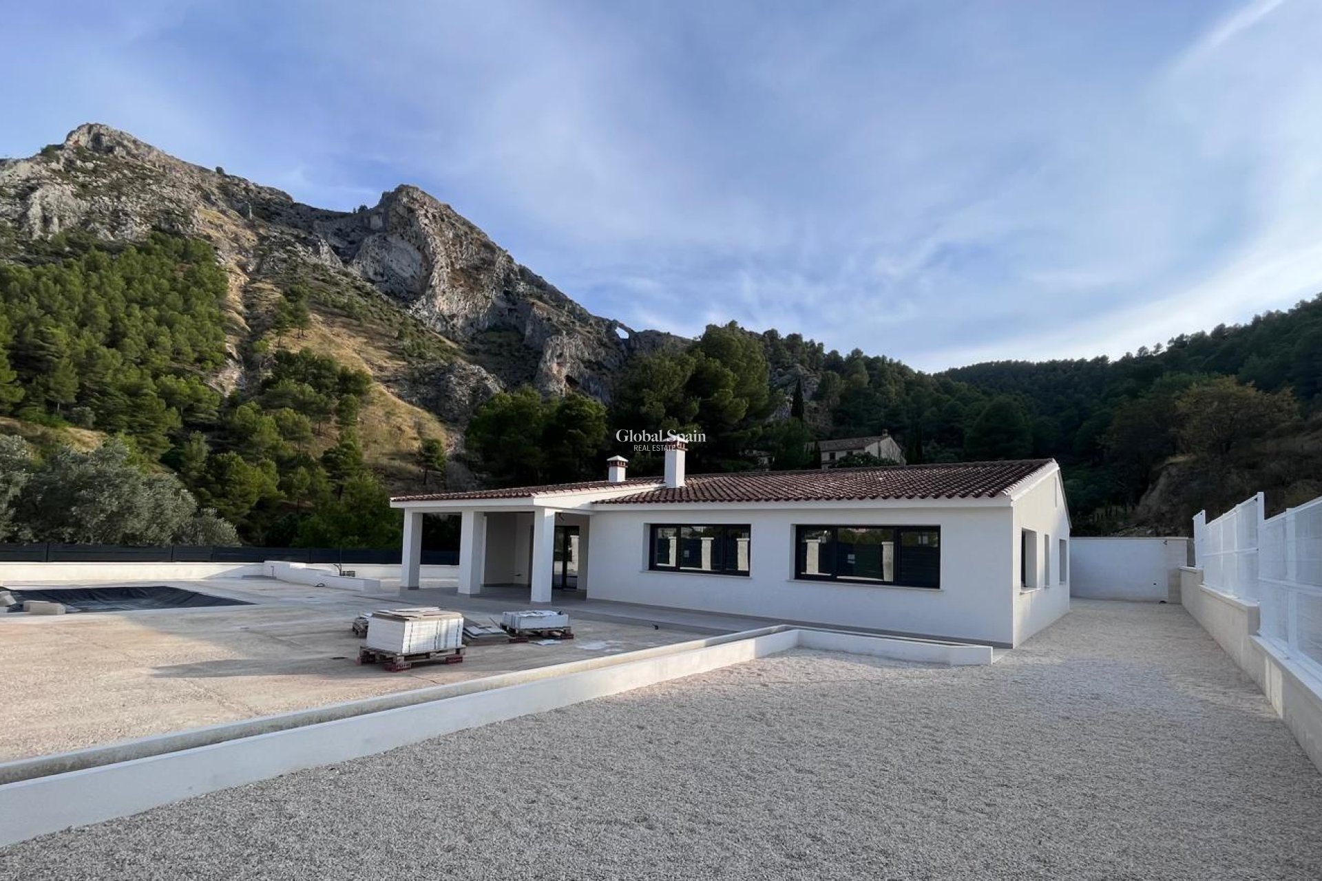 Neubau - VILLA -
PENÀGUILA - El Olivar