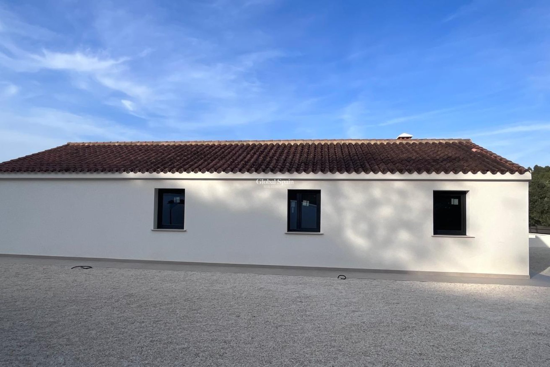 Neubau - VILLA -
PENÀGUILA - El Olivar