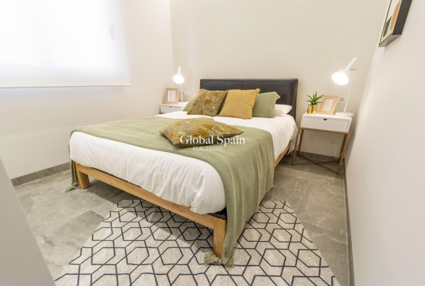 Neubau - VILLA -
PILAR DE LA HORADADA - Lo Romero Golf