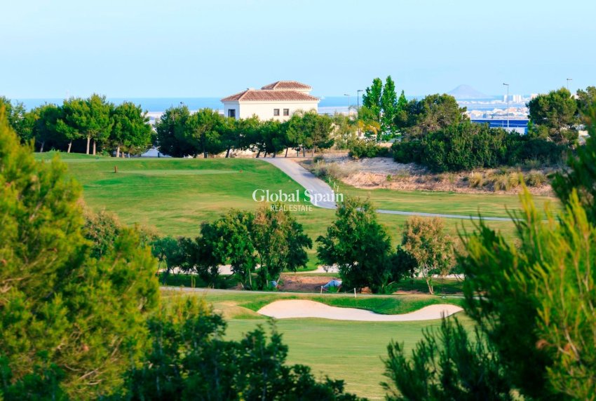 Neubau - VILLA -
PILAR DE LA HORADADA - Lo Romero Golf