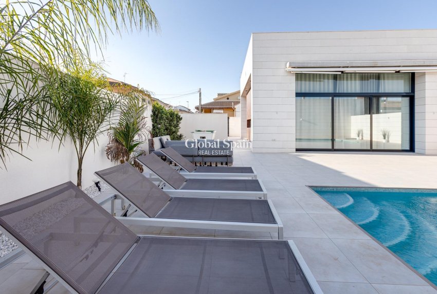 Neubau - Villa -
PILAR DE LA HORADADA - Pilar de la Horadada