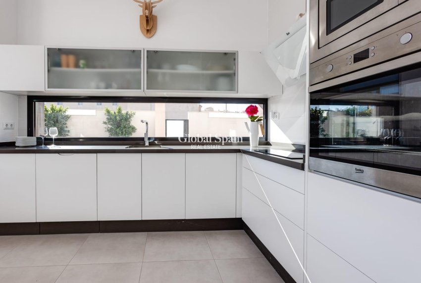 Neubau - Villa -
PILAR DE LA HORADADA - Pilar de la Horadada