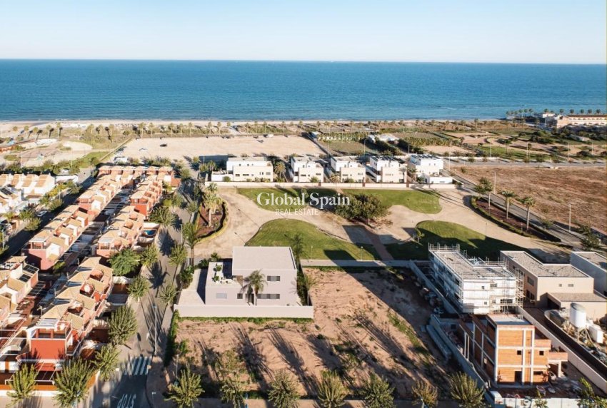 Neubau - VILLA -
PILAR DE LA HORADADA - Pilar de la Horadada