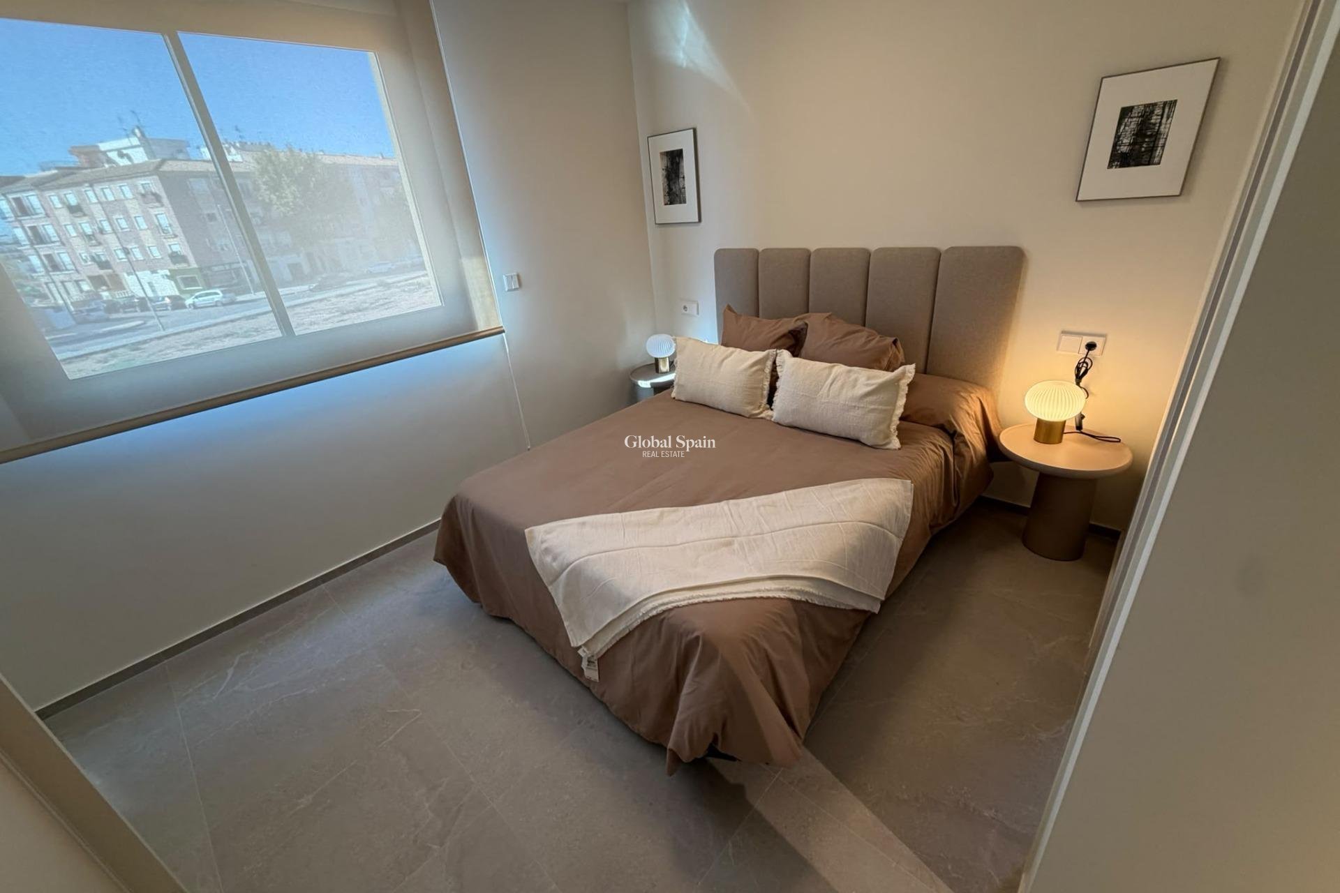 Neubau - VILLA -
PILAR DE LA HORADADA - pueblo