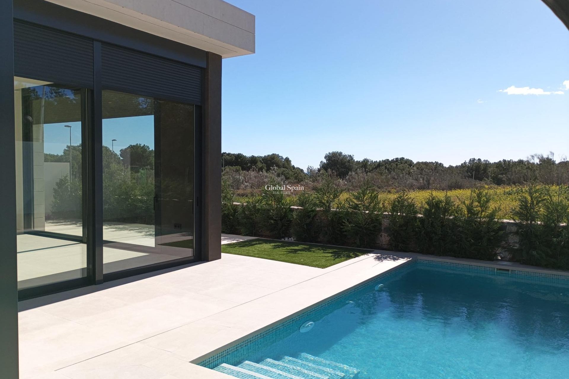 Neubau - VILLA -
PILAR DE LA HORADADA - Roda Golf