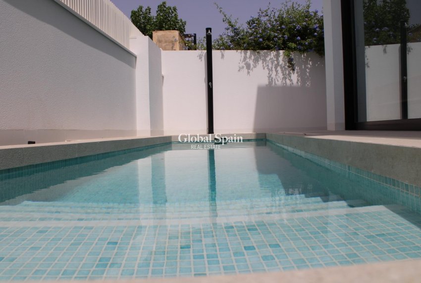 Neubau - VILLA -
PILAR DE LA HORADADA - Torre de la Horadada