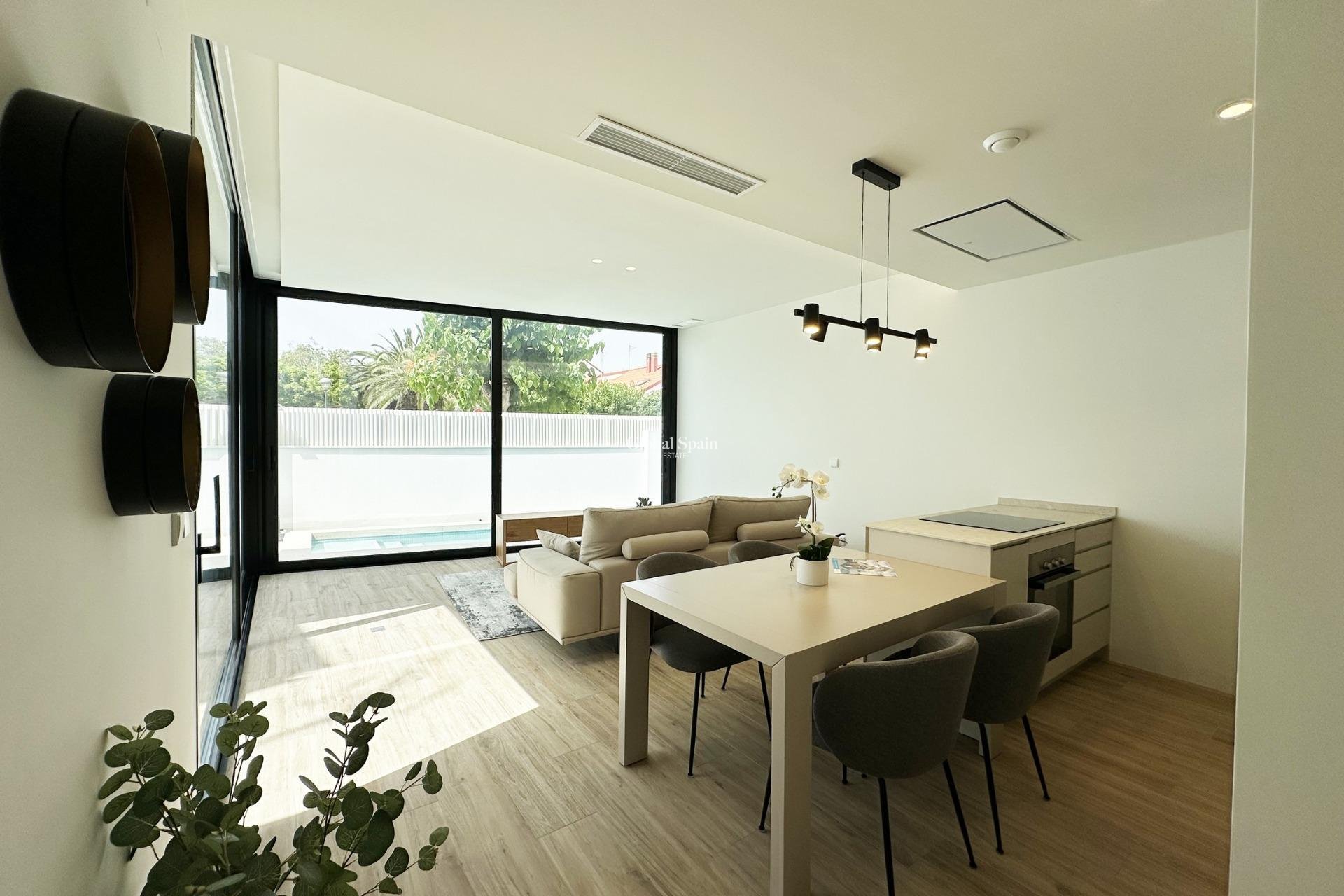 Neubau - VILLA -
PILAR DE LA HORADADA - Torre de la Horadada