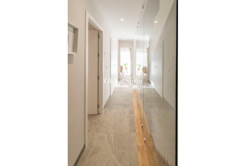 Neubau - Villa -
PILAR DE LA HORADADA