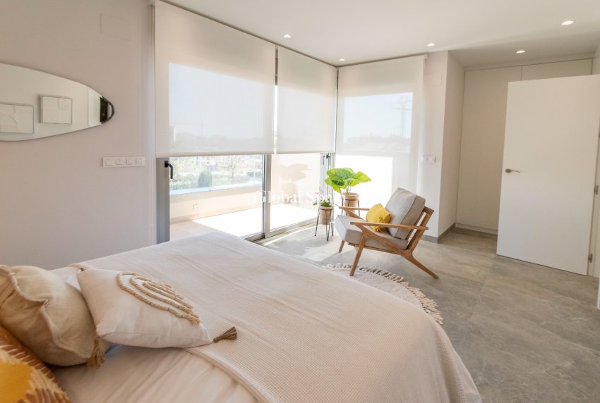 Neubau - Villa -
PILAR DE LA HORADADA