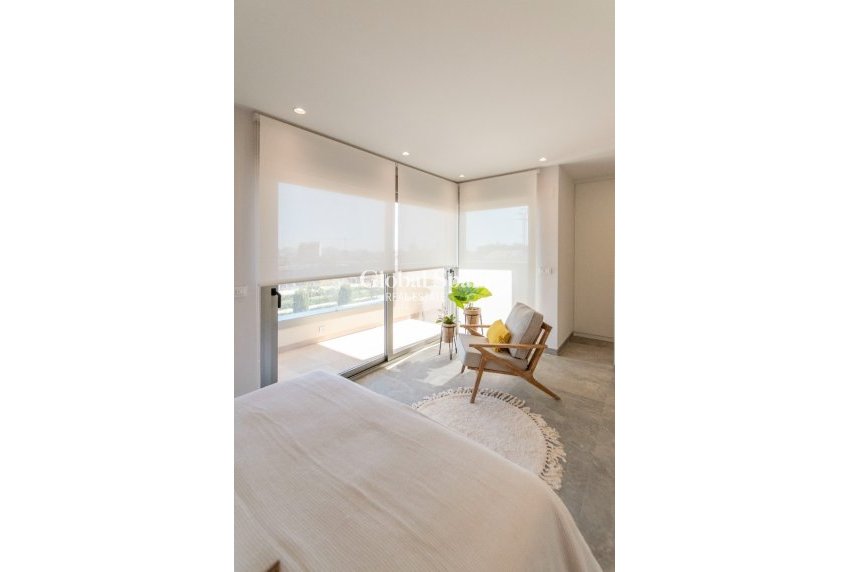 Neubau - Villa -
PILAR DE LA HORADADA