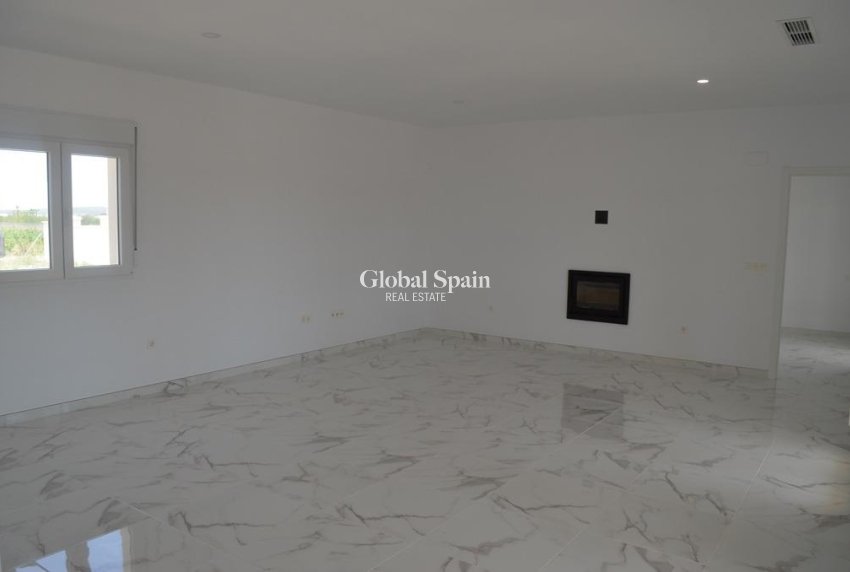 Neubau - Villa -
Pinoso - Camino Del Prado