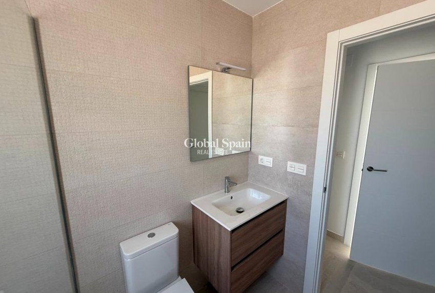 Neubau - VILLA -
Pinoso - Camino Del Prado