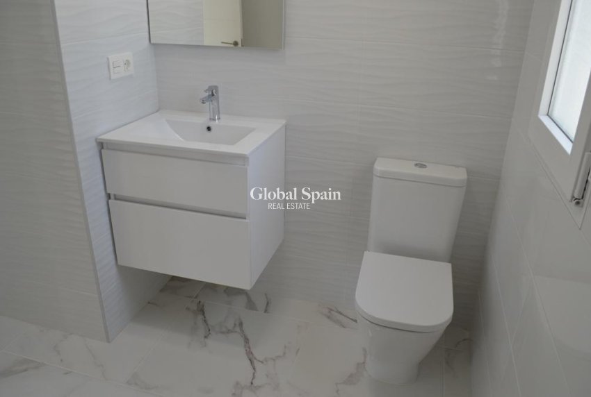 Neubau - VILLA -
Pinoso - Camino Del Prado