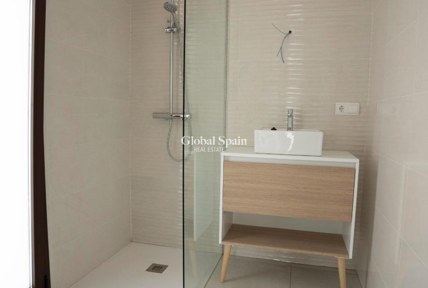 Neubau - VILLA -
POLOP - La Alberca