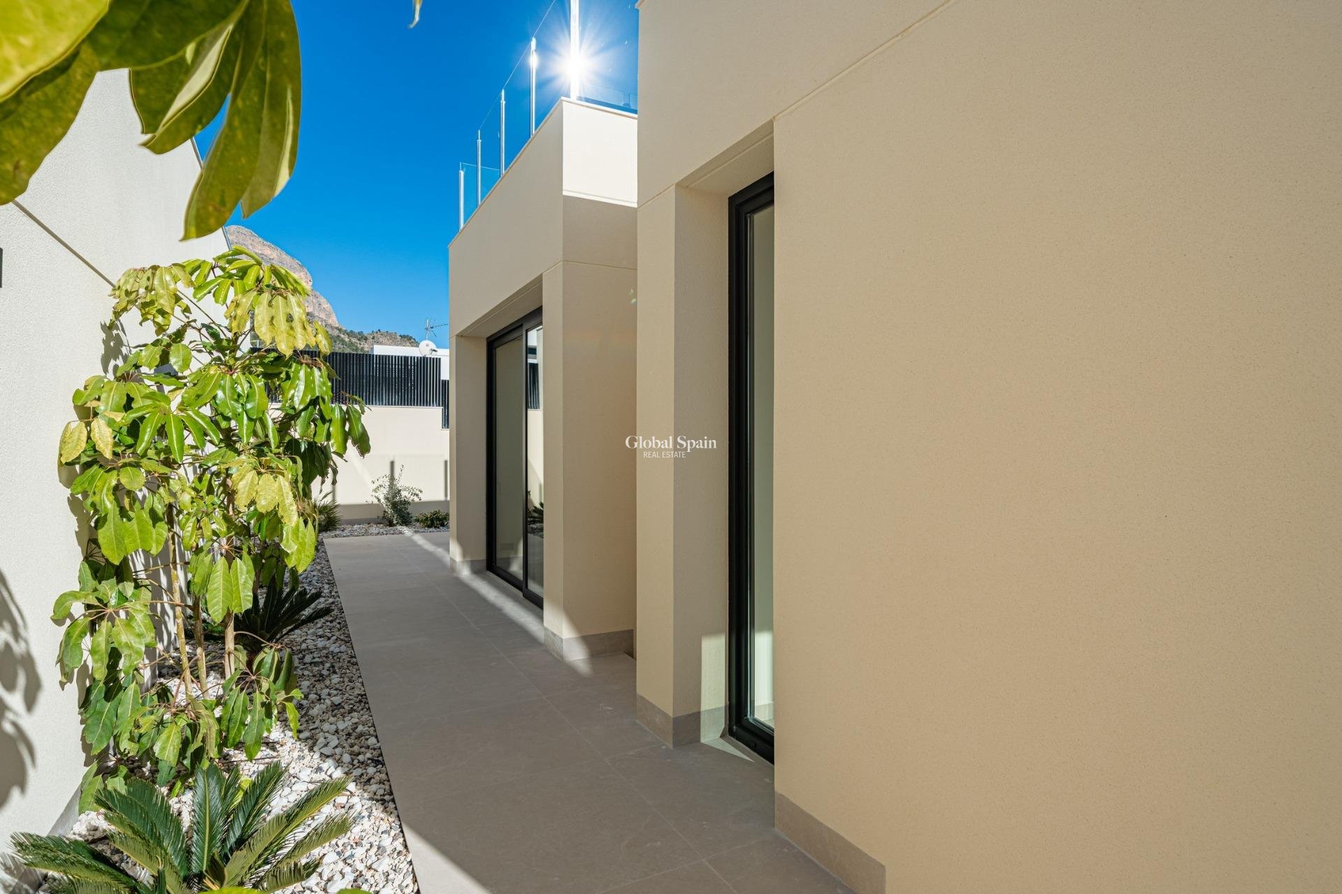 Neubau - VILLA -
POLOP - La Alberca