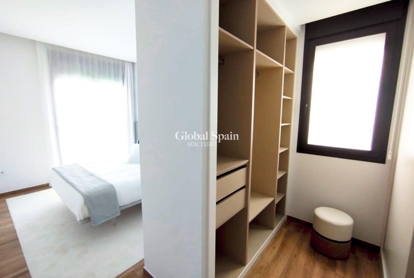 Neubau - VILLA -
POLOP - PAU 1