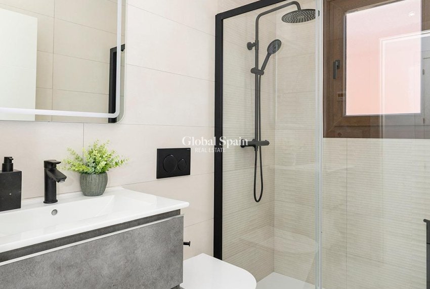 Neubau - VILLA -
POLOP - Polop Hills