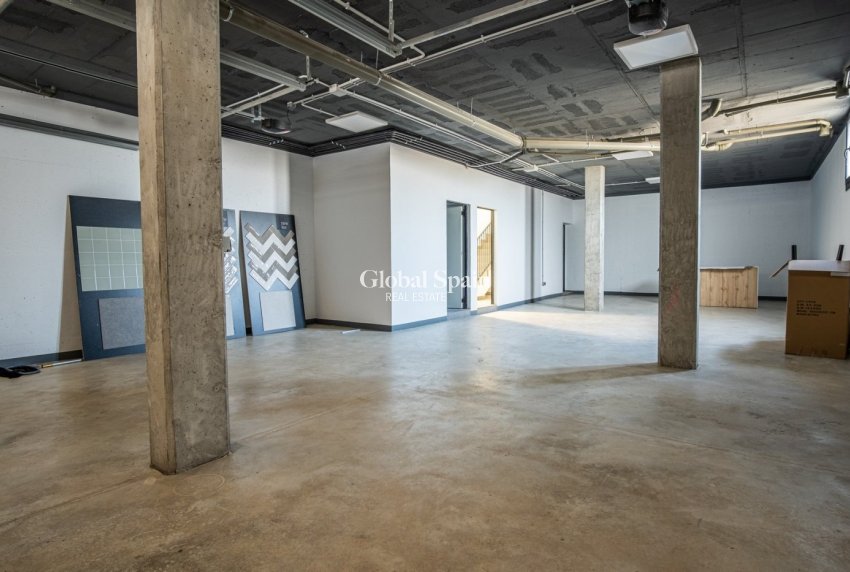 Neubau - VILLA -
POLOP - Urbanizaciones