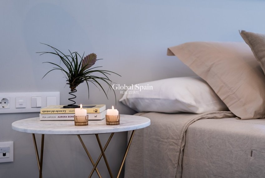 Neubau - VILLA -
POLOP - Urbanizaciones