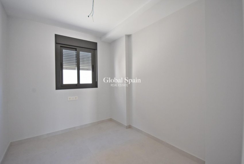 Neubau - VILLA -
PUERTO DE MAZARRÓN - Mar De Plata