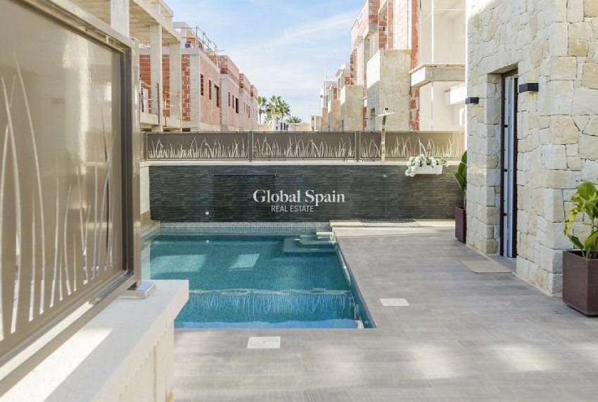 Neubau - Villa -
ROJALES - Ciudad Quesada