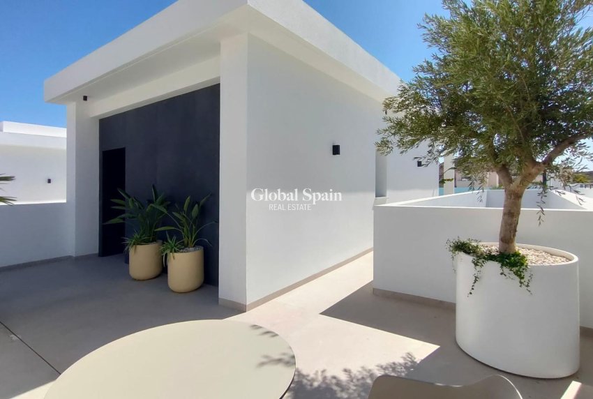 Neubau - Villa -
ROJALES - Ciudad Quesada