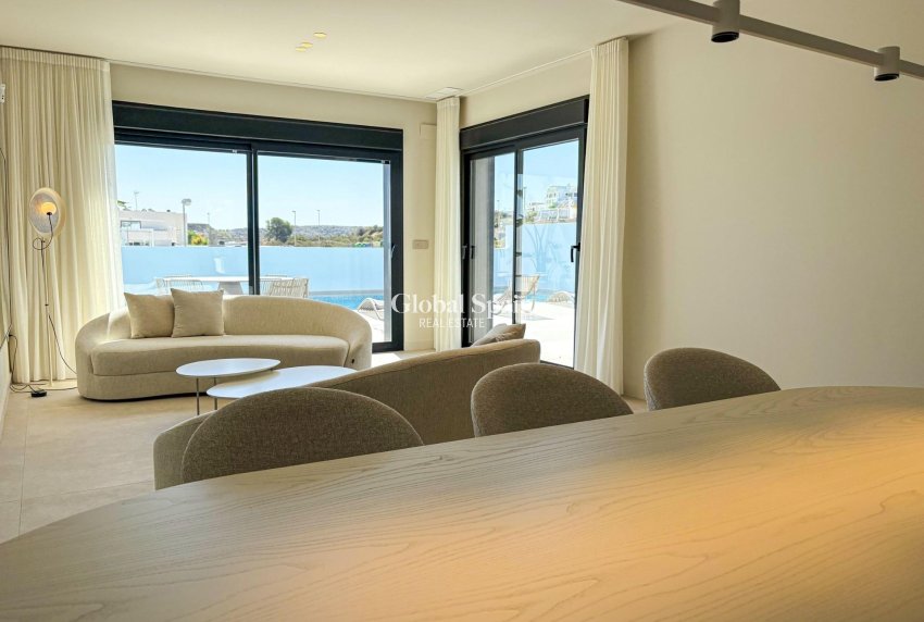 Neubau - Villa -
ROJALES - Ciudad Quesada