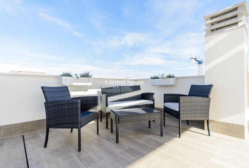 Neubau - VILLA -
ROJALES - Ciudad Quesada