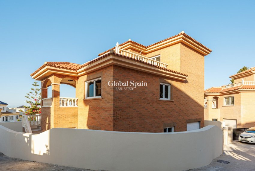 Neubau - VILLA -
ROJALES - Ciudad Quesada