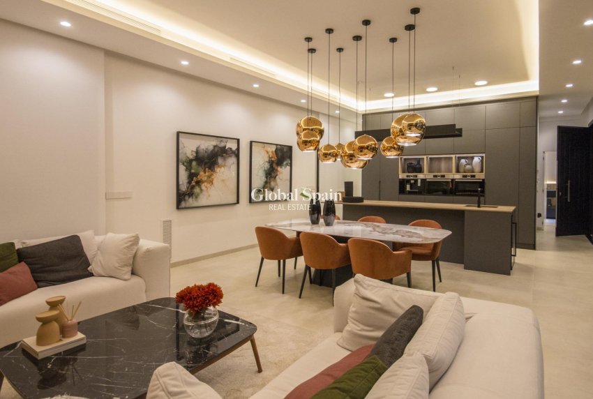 Neubau - VILLA -
ROJALES - Ciudad Quesada