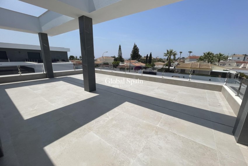 Neubau - Villa -
ROJALES - Ciudad Quesada