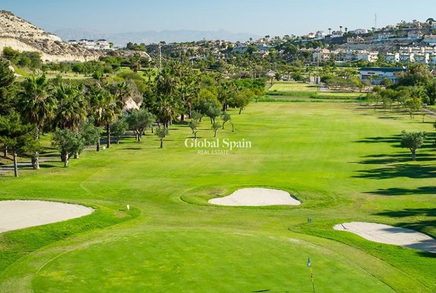 Neubau - VILLA -
ROJALES - Golf La Marquesa (Ciudad Quesada)