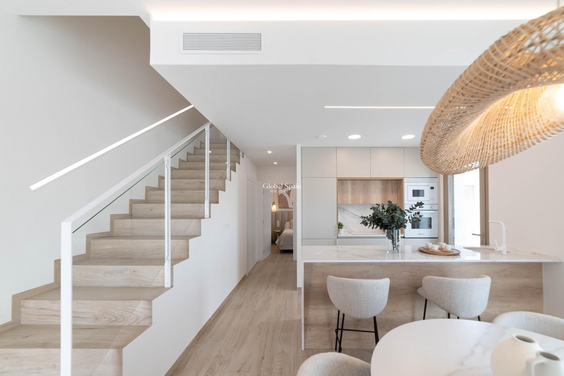 Neubau - VILLA -
ROJALES - Lo Marabú