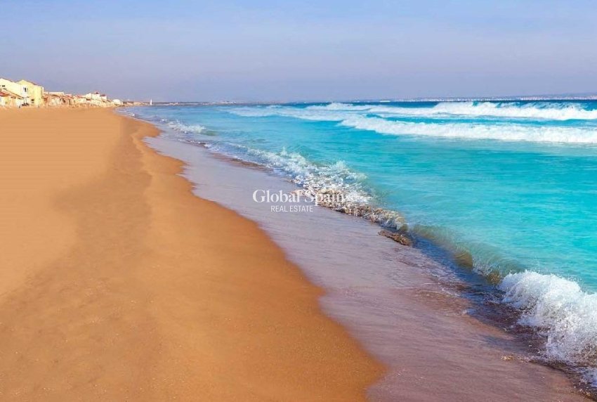 Neubau - VILLA -
SAN FULGENCIO - Urb. La Marina